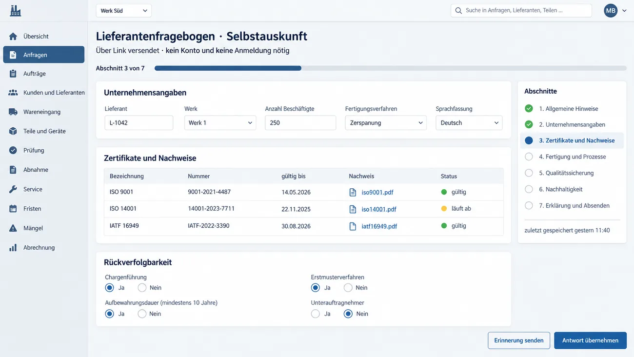 Maske: Lieferantenfragebogen zur Selbstauskunft, per Link ohne Konto und Anmeldung versendet, mit dem Fortschritt Abschnitt 3 von 7, den Unternehmensangaben samt Fertigungsverfahren und Sprachfassung, der Tabelle der Zertifikate mit Gültigkeit und Status, der Rückverfolgbarkeit als Ja-Nein-Auswahl und der Abschnittsliste mit letztem Speicherstand