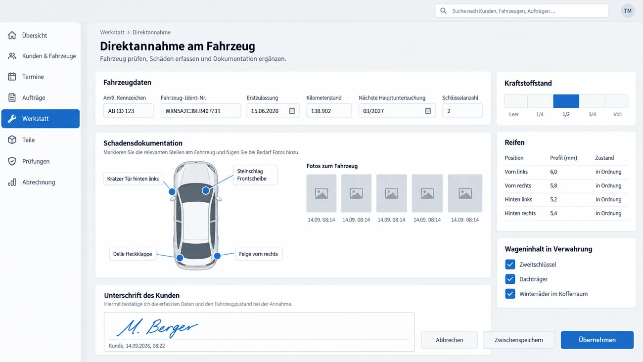 Maske: Direktannahme am Fahrzeug mit Kennzeichen, Fahrzeug-Ident-Nummer, Erstzulassung, Kilometerstand 138.902, nächster Hauptuntersuchung 03/2027 und Schlüsselanzahl, der Schadensdokumentation an einer Fahrzeugsilhouette mit Kratzer Tür hinten links, Steinschlag Frontscheibe, Delle Heckklappe und Felge vorn rechts, fünf Fotos mit Zeitstempel, dem Kraftstoffstand auf halb, den Profiltiefen aller vier Reifen, dem Wageninhalt in Verwahrung mit Zweitschlüssel, Dachträger und Winterrädern im Kofferraum und der Unterschrift des Kunden