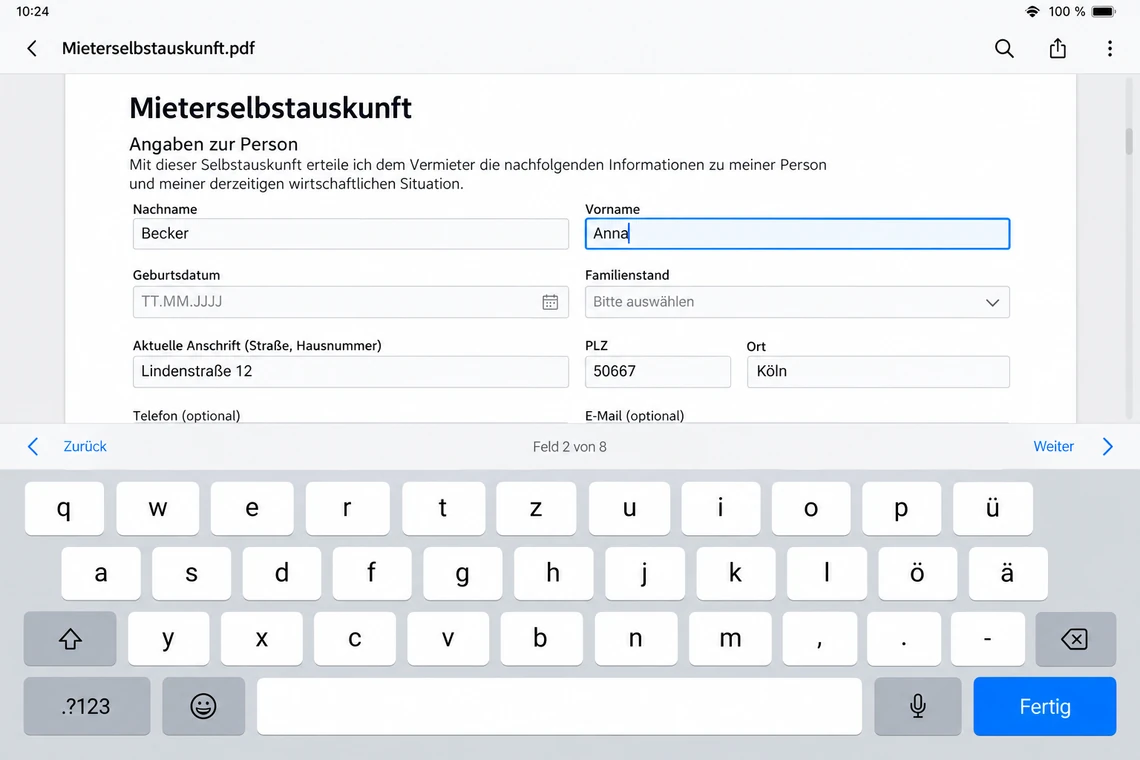 PDF-Formular auf einem Tablet ausfüllen, mit eingeblendeter Bildschirmtastatur